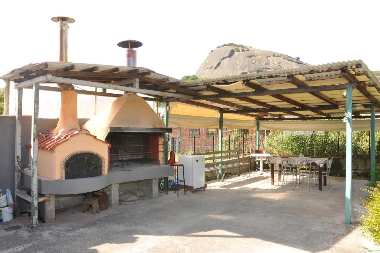 The Other Side Of Meteora With Lush Garden, Bbq & Pavillion Καλαμπάκα Εξωτερικό φωτογραφία